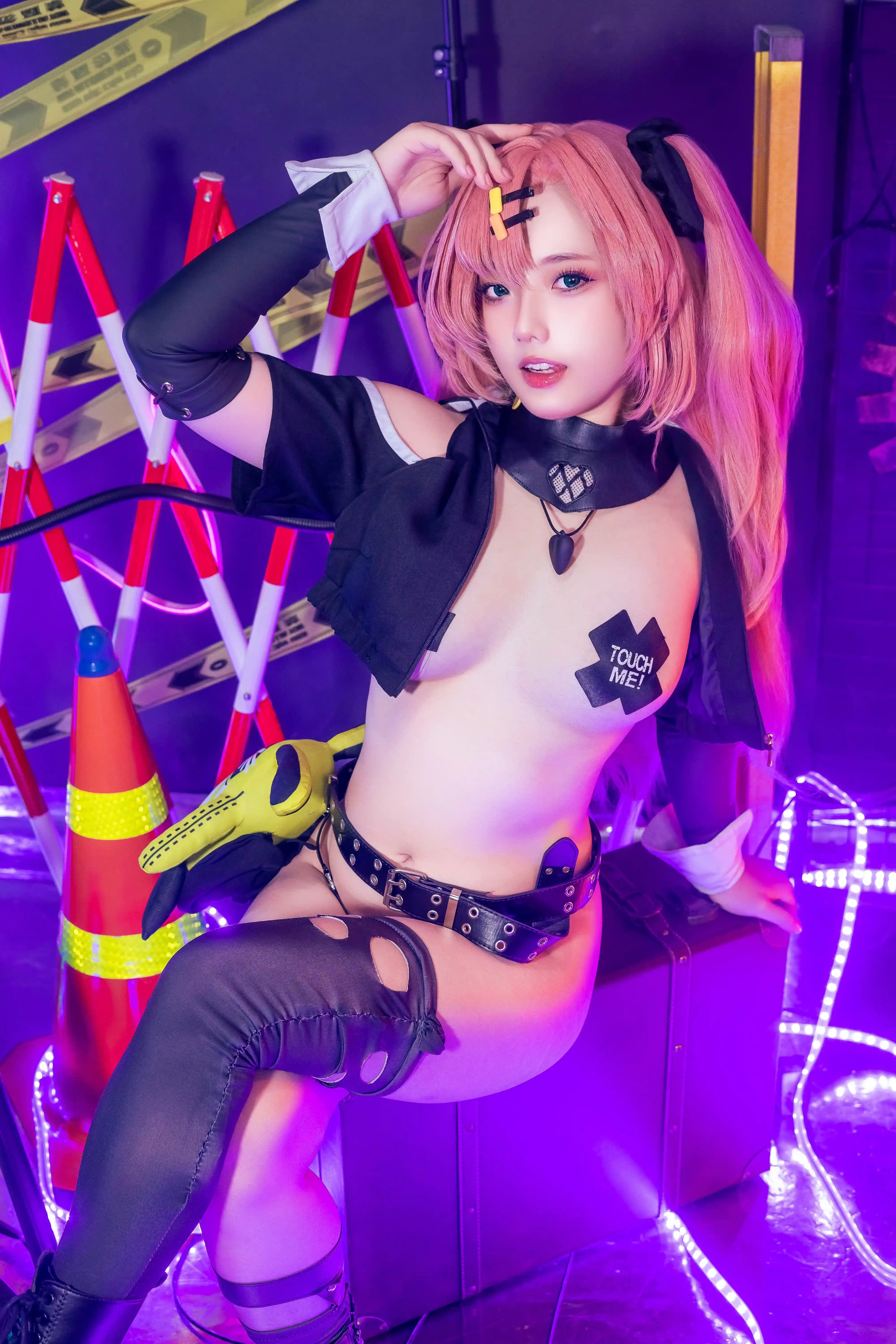 Messie Huang写真 cosplay Nicole Demara - Zenless Zone Zero (25).webp