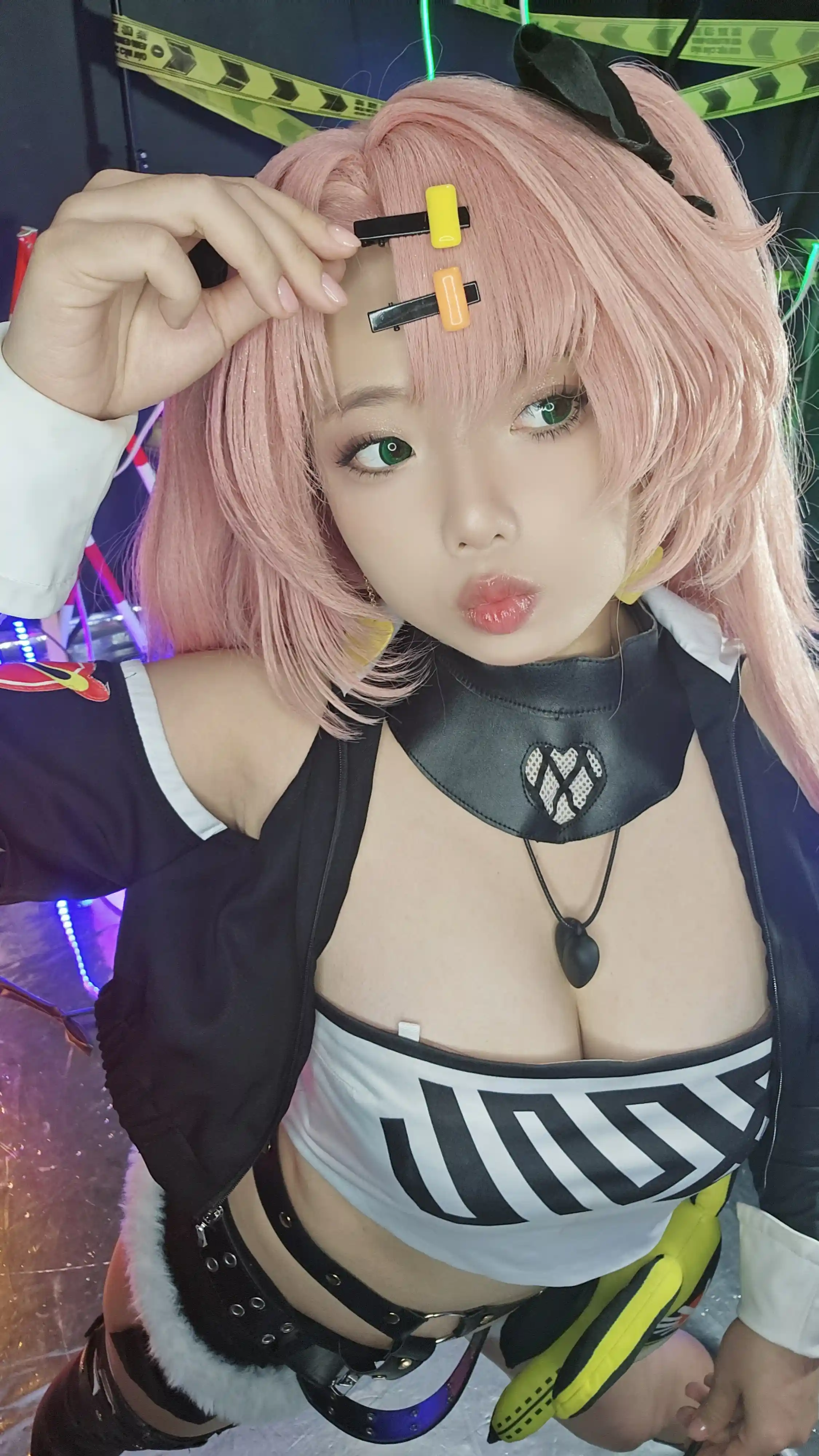 Messie Huang写真 cosplay Nicole Demara - Zenless Zone Zero (44).webp