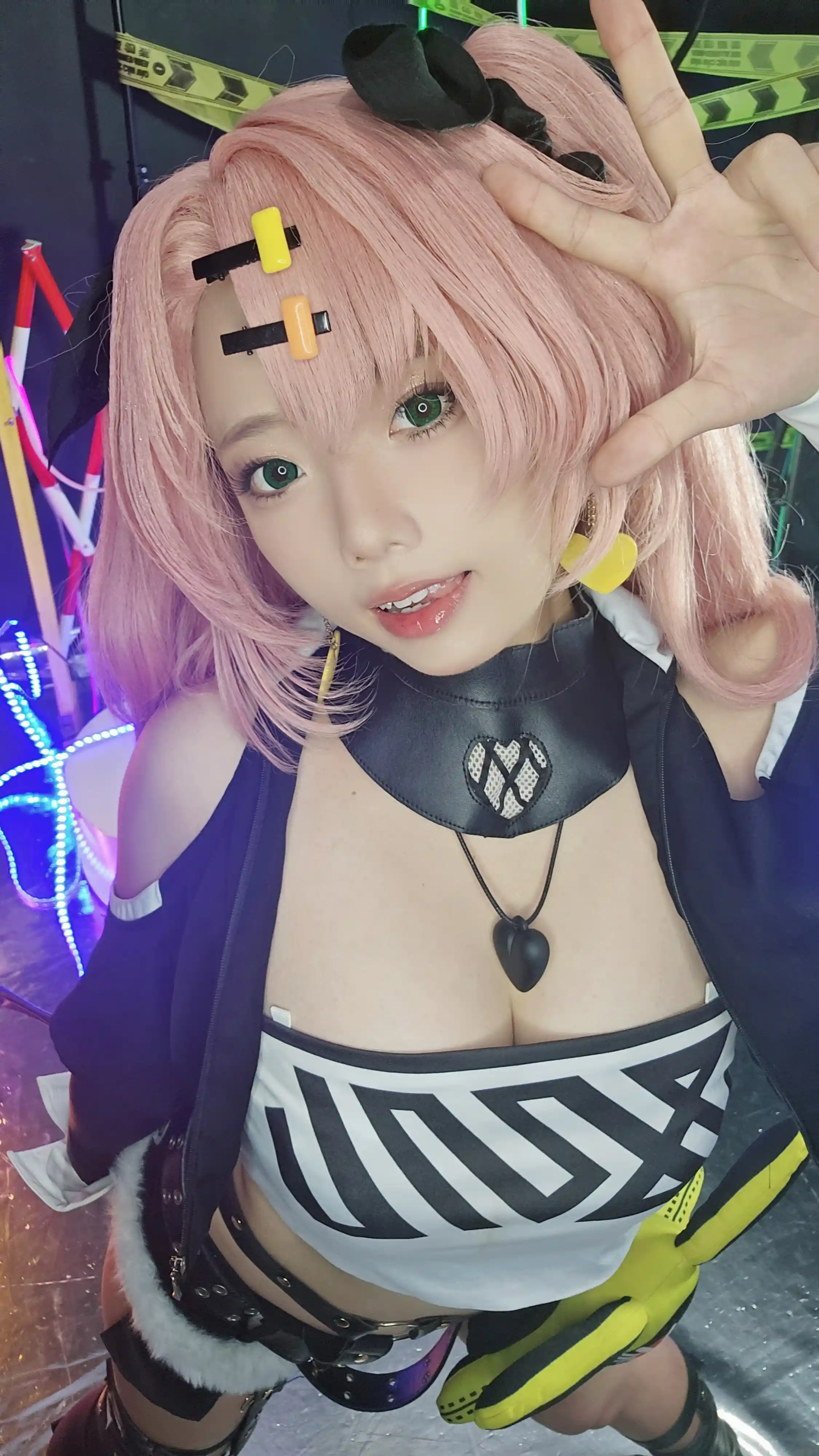 Messie Huang写真 cosplay Nicole Demara - Zenless Zone Zero (78).webp