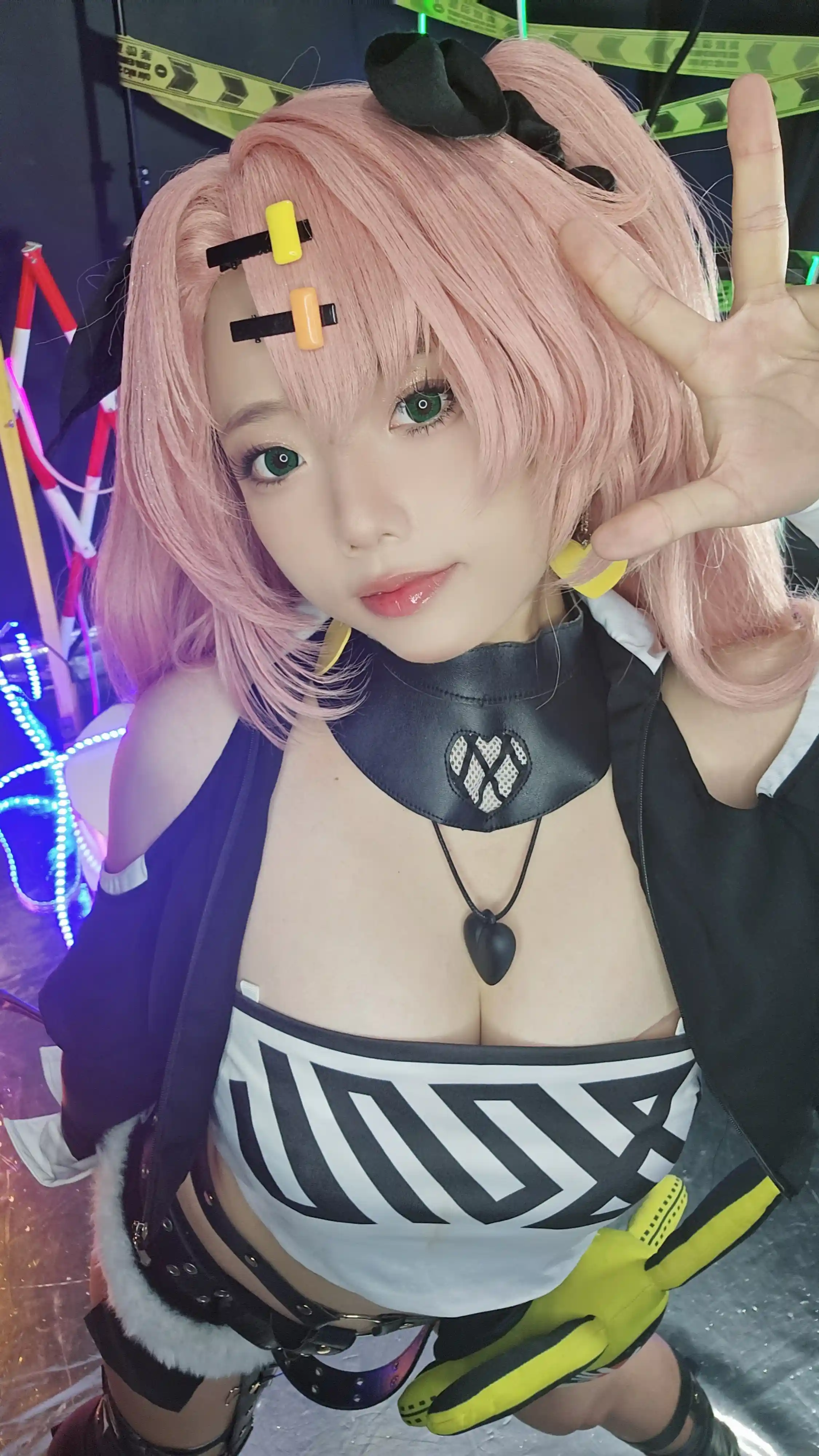 Messie Huang写真 cosplay Nicole Demara - Zenless Zone Zero (77).webp
