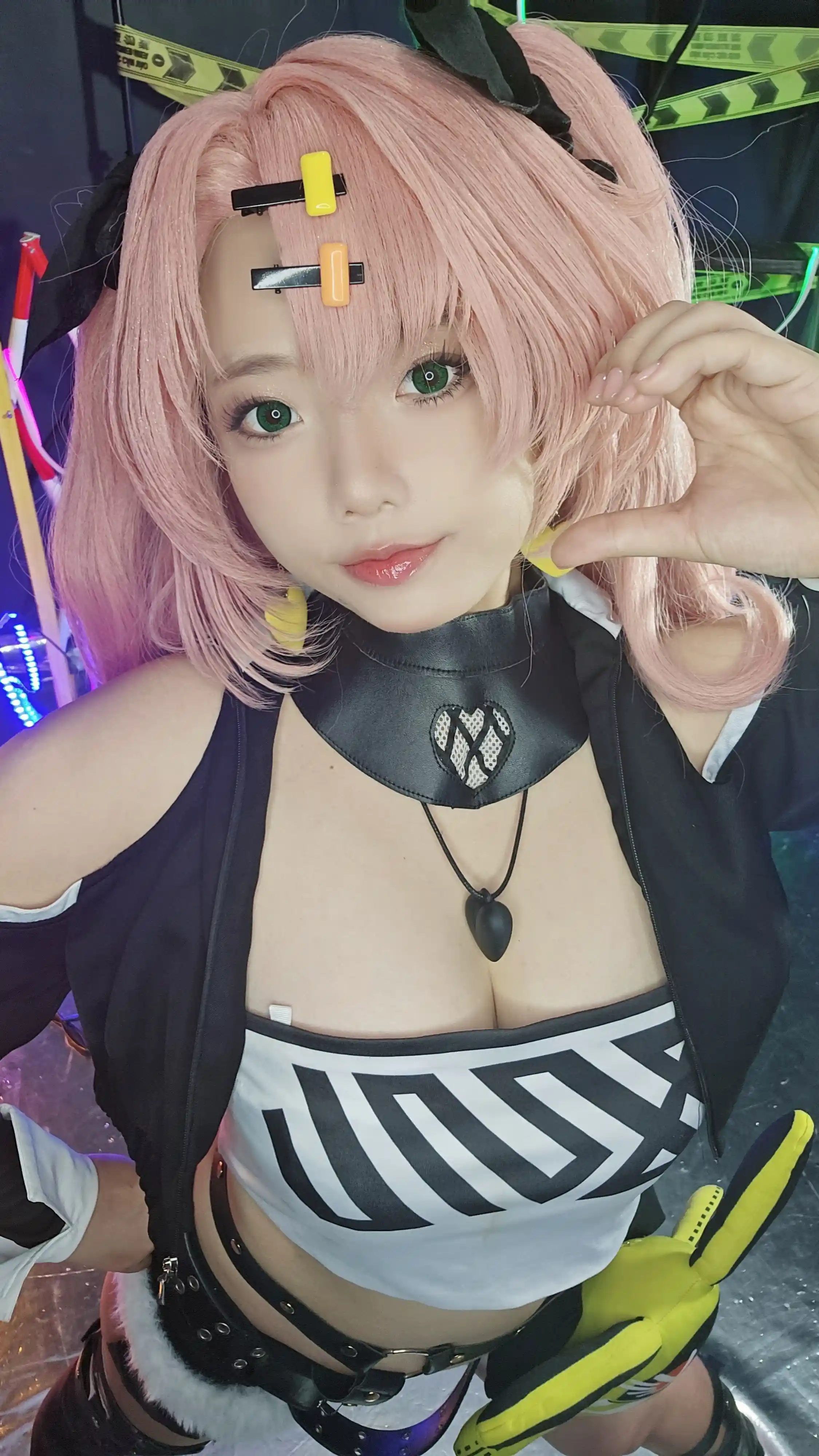 Messie Huang写真 cosplay Nicole Demara - Zenless Zone Zero (82).webp