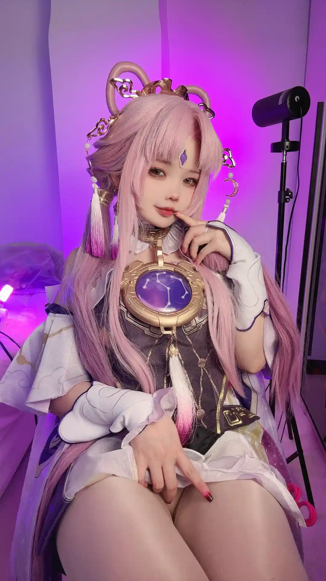 小瑶幺幺 (xiaoyaoyaoyao12) cosplay Fu Xuan - HonkaiStar Rail (27).webp