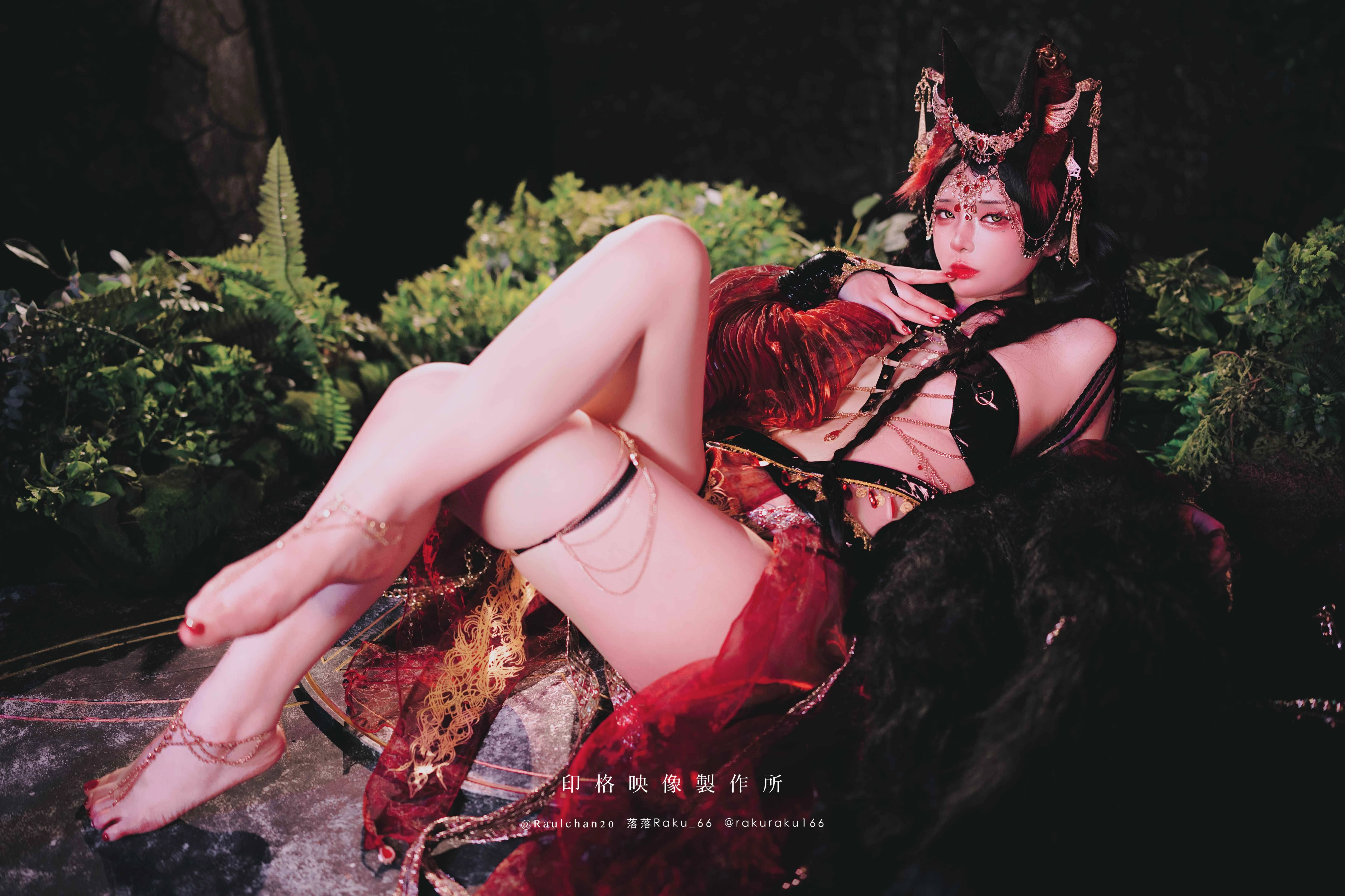 落落Raku – Night Yami Kagura