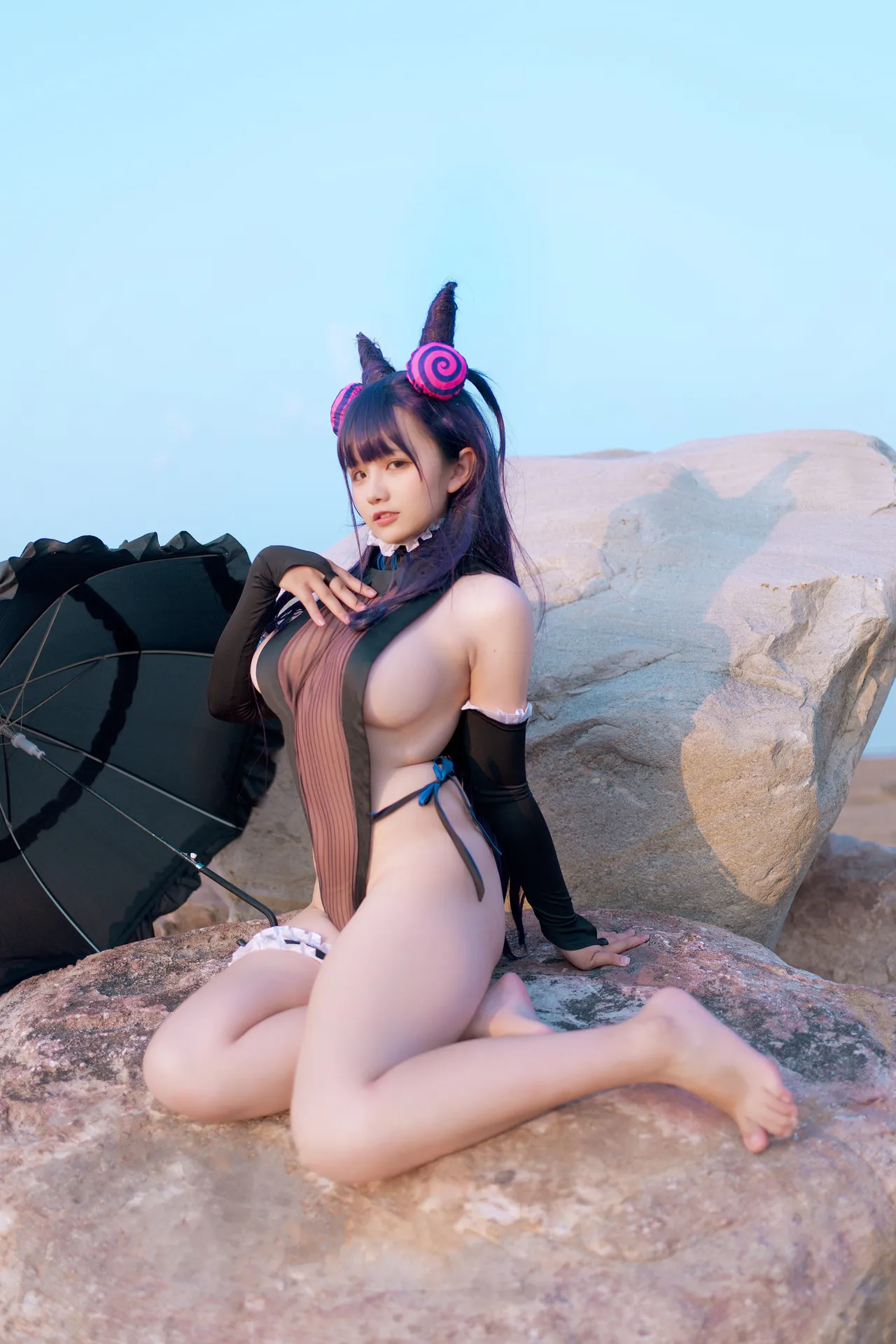 阿半今天很开心 – 紫式部水着